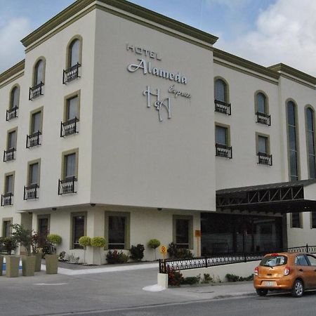 Hotel Alameda Express ماتاموروس المظهر الخارجي الصورة