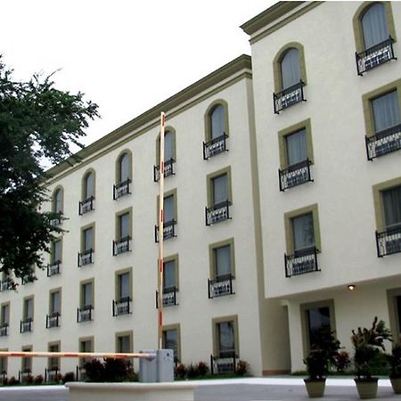 Hotel Alameda Express ماتاموروس المظهر الخارجي الصورة